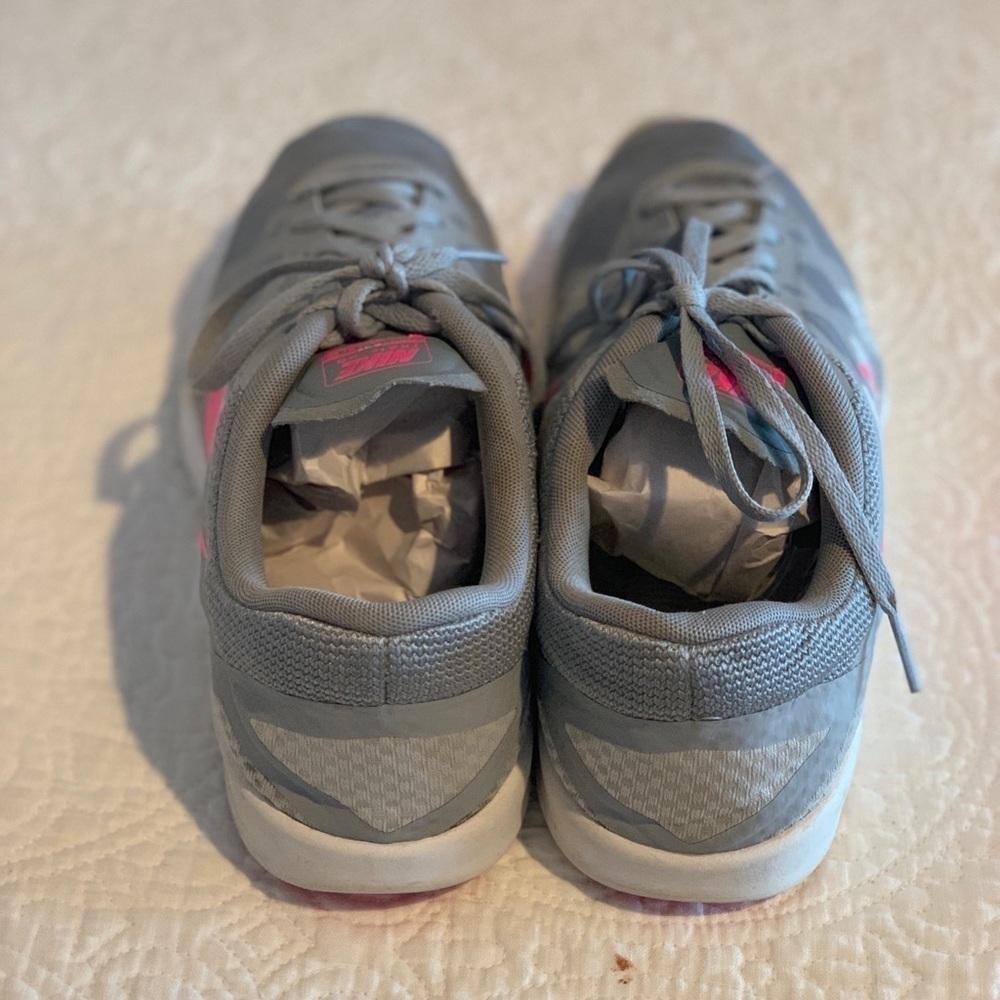 Nike Lunar Lux Training Shoe Grey/Pink - Picture 6 of 8